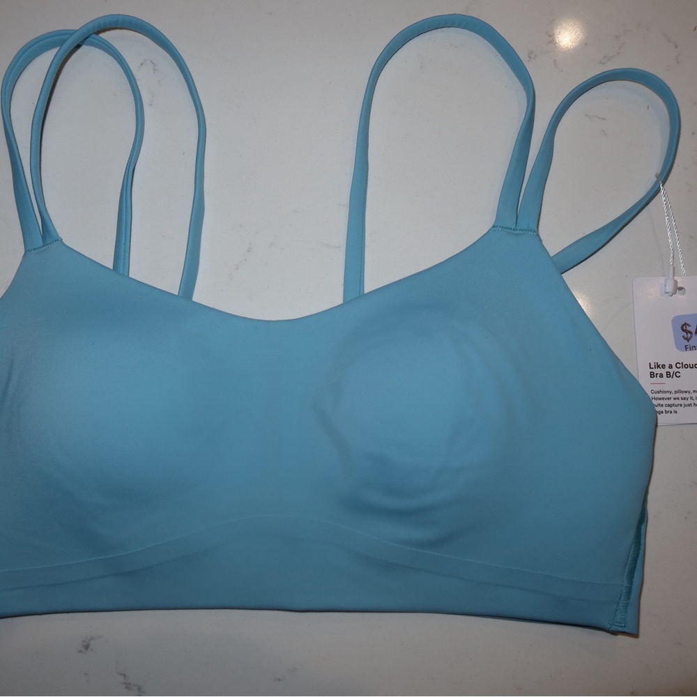Lululemon Athletica Washed Blue Like a Cloud bra B/C